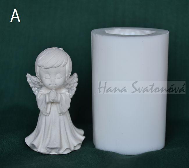 Anděliček na knize - výška 6,5cm