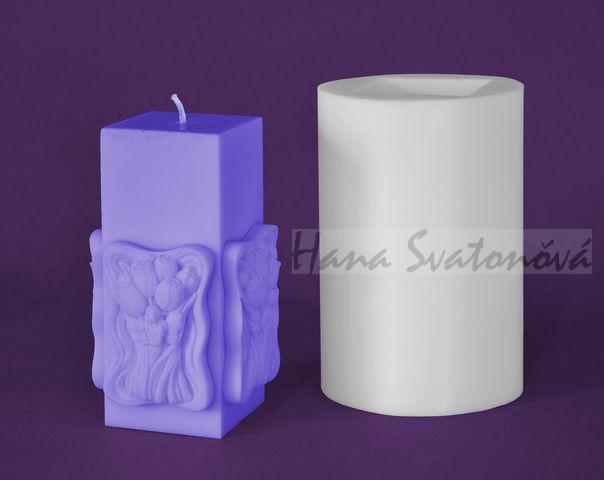 Panenka s tulipány 2 - výška 14cm