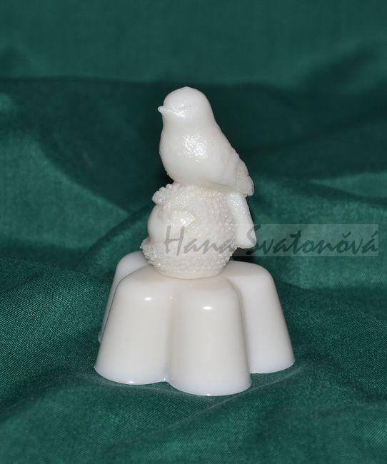 Ptáček na oříšku (květ) výška 7,5cm