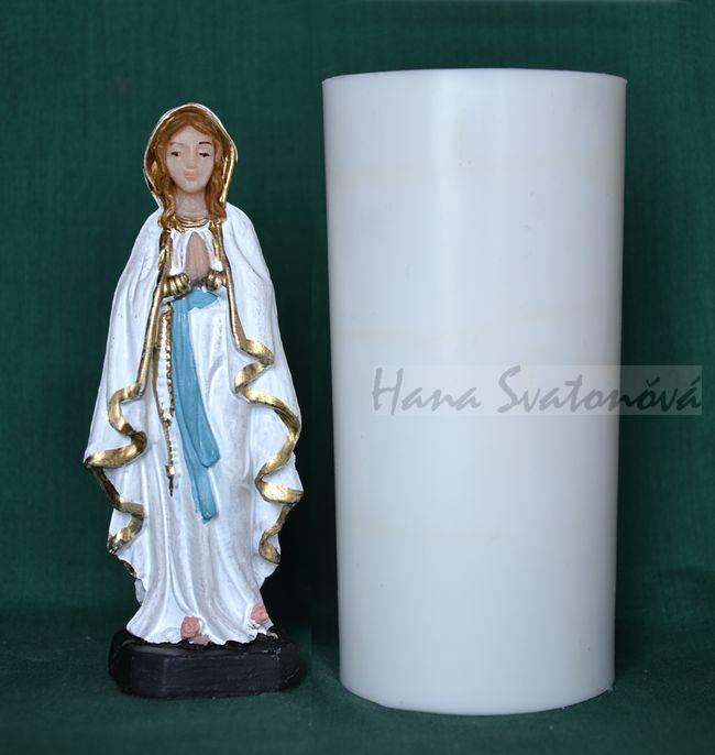 P. Marie v bílém - výška 11,5cm