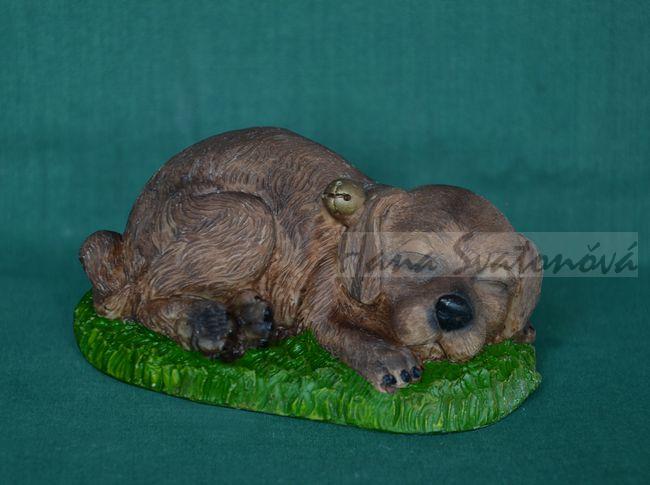 Pejsek s rolničkou spící - výška 4,5cm