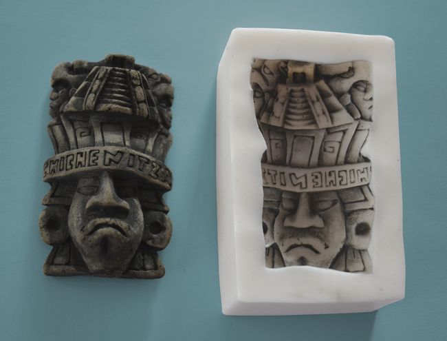 Relief - Mayský motiv Hlava